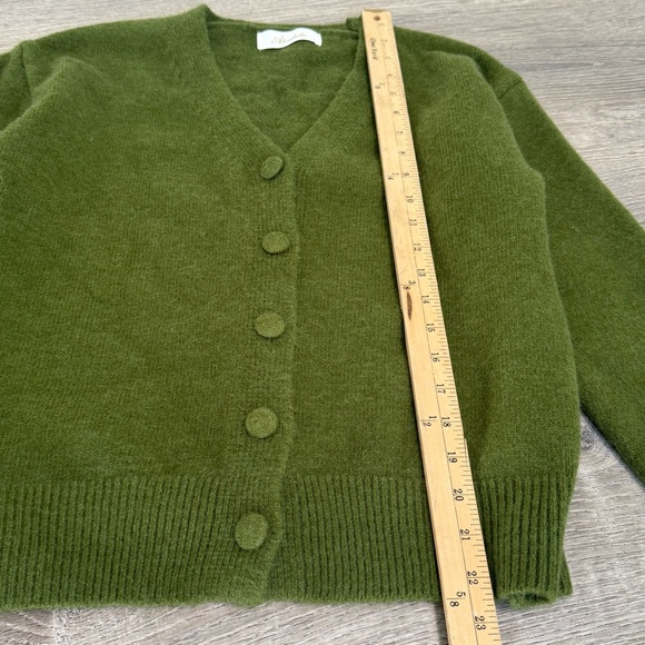 Women's Moss Green Button-Up Sweater Cardigan Small - Picture 4 of 5